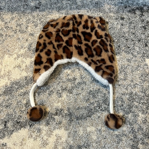 Toddler girls cat winter hat - Picture 3 of 5